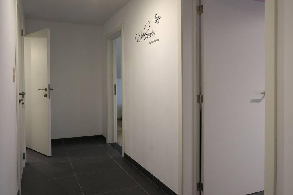 Hasbania Vakantiewoning Gingelom Екстер'єр фото